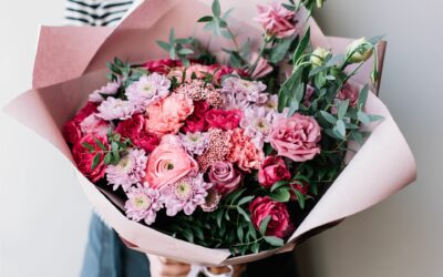 Fleurs pour une naissance à Marseille : offrez un bouquet unique avec Flore & Sens